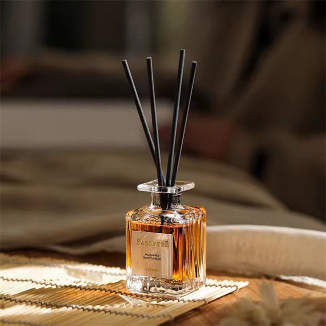 Elegant Aroma Reed Diffuser Set Perfume For Bedroom Fragrance Home Use Compact Air Freshener